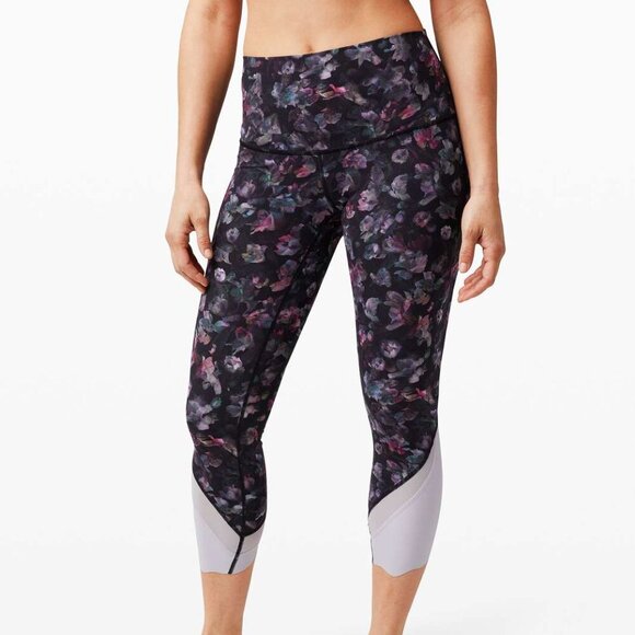 Lululemon Wunder Under Crop Leggings - Picture 1 of 8